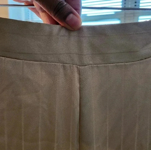 NWOT/Zara-Pinstripe satin trousers - Picture 7 of 8